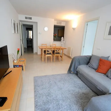 Pollentia Mar, Puerto Apartment *